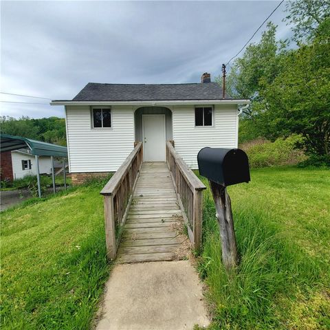 203 Rock Ave, West Mayfield, PA 15010