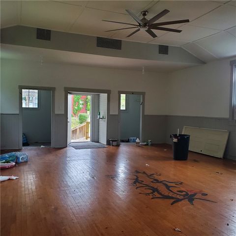 203 Rock Ave, West Mayfield, PA 15010