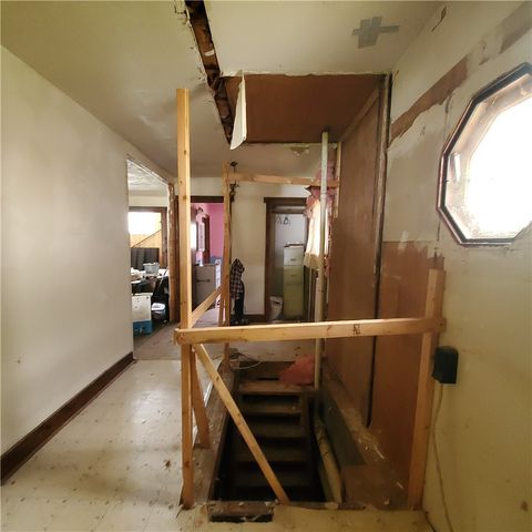 203 Rock Ave, West Mayfield, PA 15010