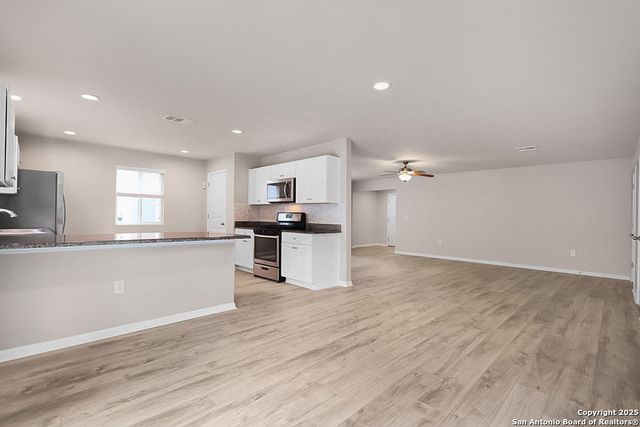 10218 Relic Oaks, San Antonio, TX 78240