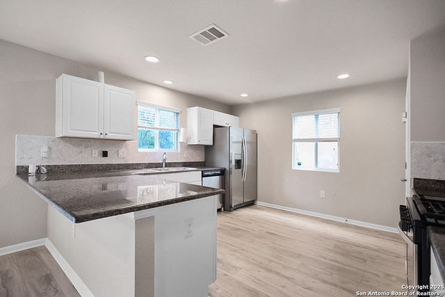 10218 Relic Oaks, San Antonio, TX 78240