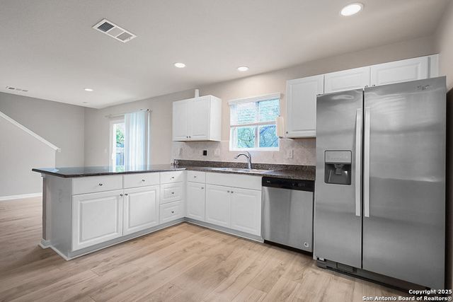 10218 Relic Oaks, San Antonio, TX 78240