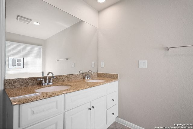 10218 Relic Oaks, San Antonio, TX 78240