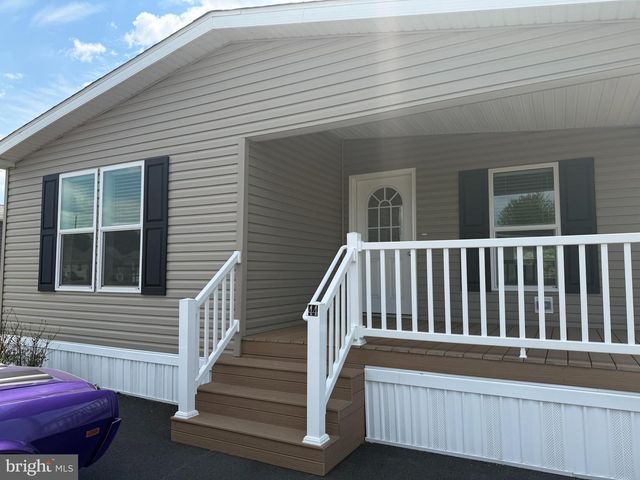 44 EVERGREEN ALY, Palmyra, PA 17078