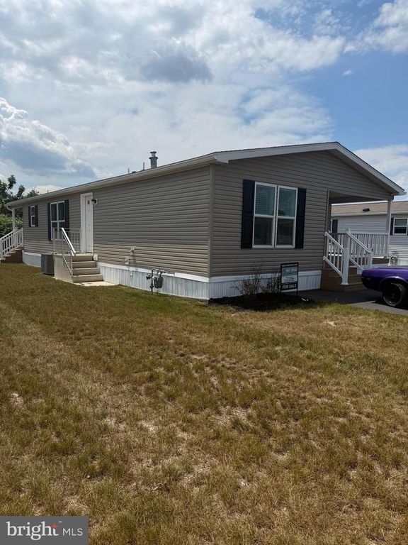 44 EVERGREEN ALY, Palmyra, PA 17078