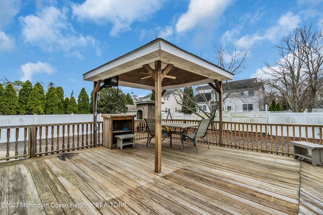 505 Buhler Avenue, Pine Beach, NJ 08741