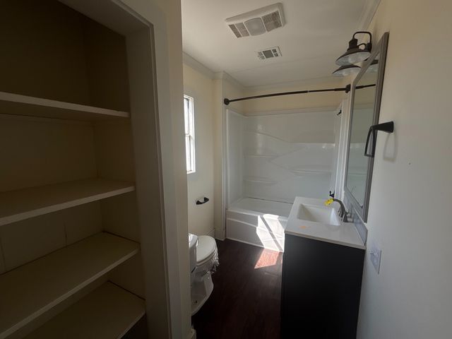 111 West 197th Street, Galliano, LA 70354