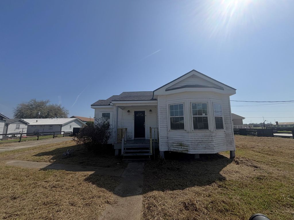 111 West 197th Street, Galliano, LA 70354