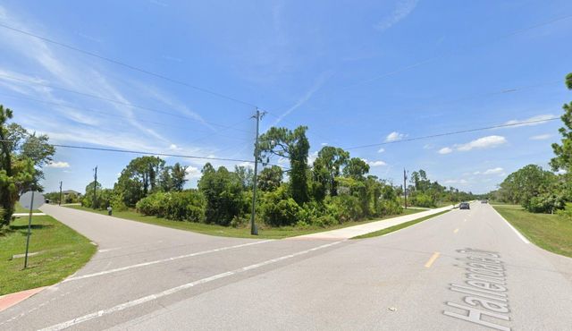 10163 &10171 HALLENDALE DRIVE, Port Charlotte, FL 33981