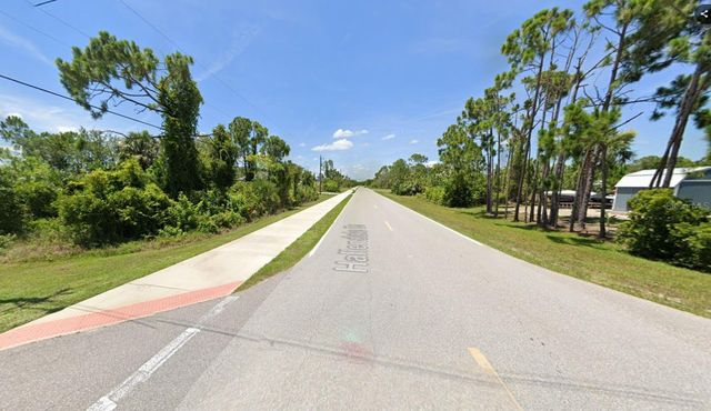 10163 &10171 HALLENDALE DRIVE, Port Charlotte, FL 33981