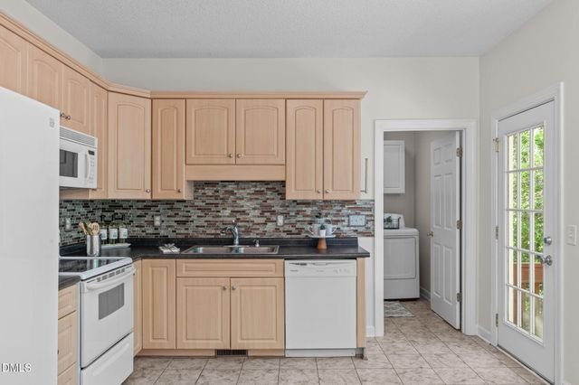 989 Whistling Wind, Sanford, NC 27332