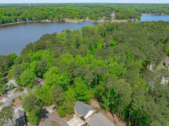 989 Whistling Wind, Sanford, NC 27332