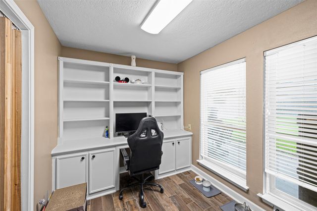 3700 September Drive, Baytown, TX 77521