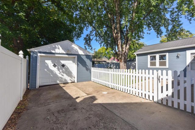 3429 N 95th STREET, Milwaukee, WI 53222