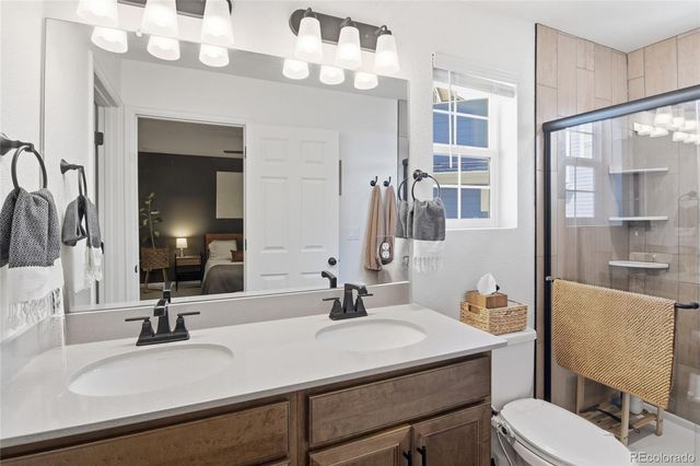 4019 N Quatar Court, Aurora, CO 80019