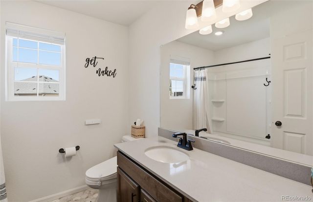 4019 N Quatar Court, Aurora, CO 80019