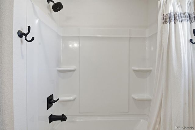 4019 N Quatar Court, Aurora, CO 80019