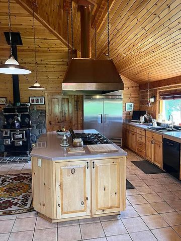 27847 Pine Creek Road, John Day, OR 97845