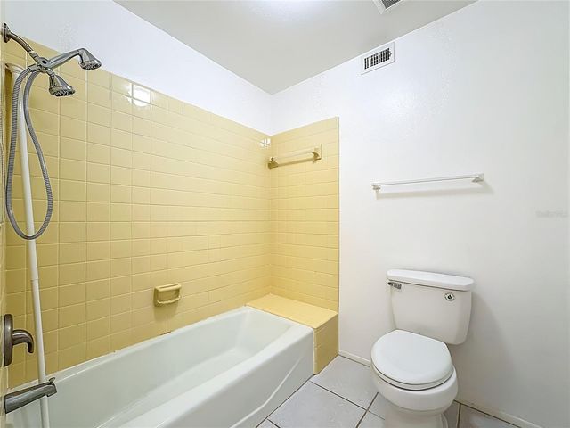 434 PALM TREE DRIVE 434, Bradenton, FL 34210