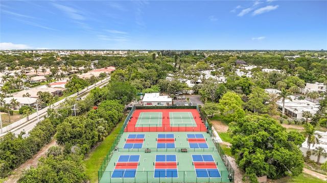 434 PALM TREE DRIVE 434, Bradenton, FL 34210