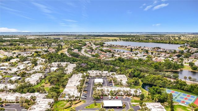 434 PALM TREE DRIVE 434, Bradenton, FL 34210