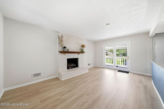 4507 Gaudet Rd, Jeffersontown, KY 40299