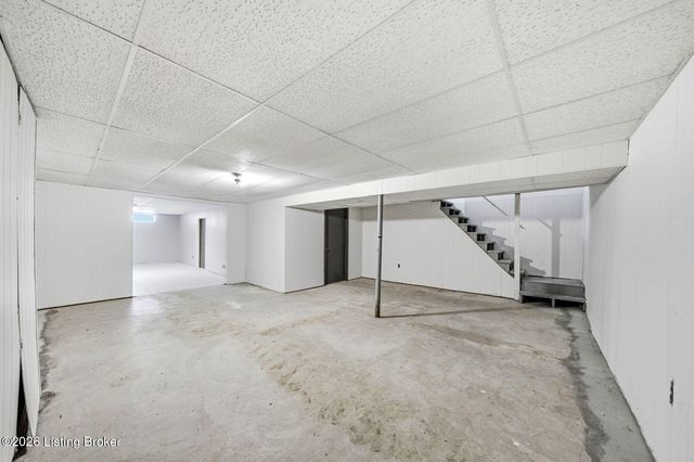 4507 Gaudet Rd, Jeffersontown, KY 40299