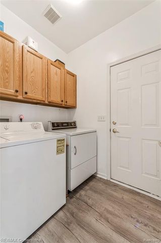 8307 Parkside Drive, Westland, MI 48185