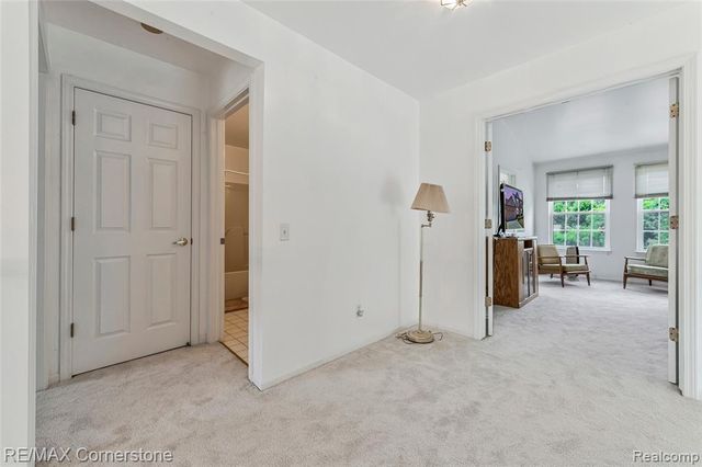 8307 Parkside Drive, Westland, MI 48185