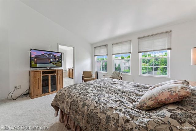 8307 Parkside Drive, Westland, MI 48185