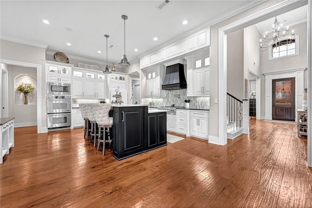 7007 W Balmoral Drive, Rogers, AR 72758