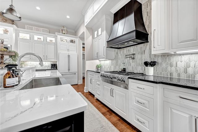 7007 W Balmoral Drive, Rogers, AR 72758