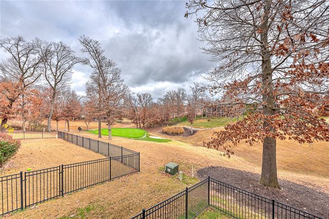 7007 W Balmoral Drive, Rogers, AR 72758