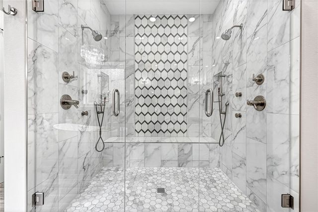 7007 W Balmoral Drive, Rogers, AR 72758