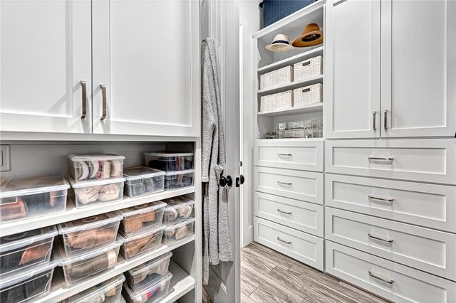 7007 W Balmoral Drive, Rogers, AR 72758