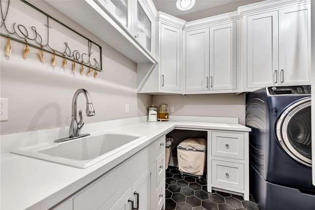 7007 W Balmoral Drive, Rogers, AR 72758