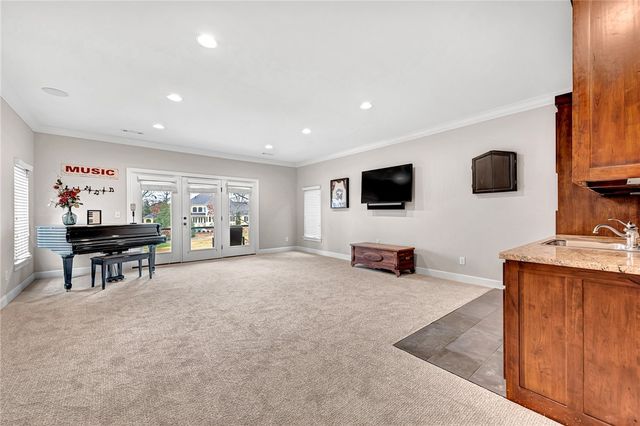 7007 W Balmoral Drive, Rogers, AR 72758