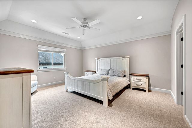 7007 W Balmoral Drive, Rogers, AR 72758