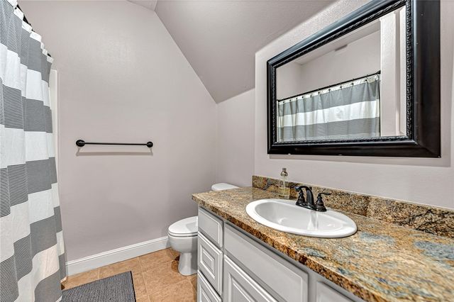 7007 W Balmoral Drive, Rogers, AR 72758