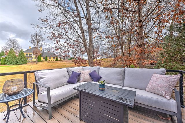 7007 W Balmoral Drive, Rogers, AR 72758