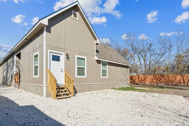 112 Hill St, San Antonio, TX 78212