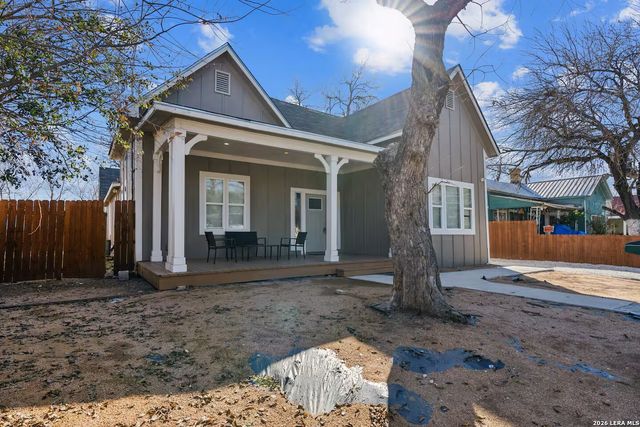 112 Hill St, San Antonio, TX 78212