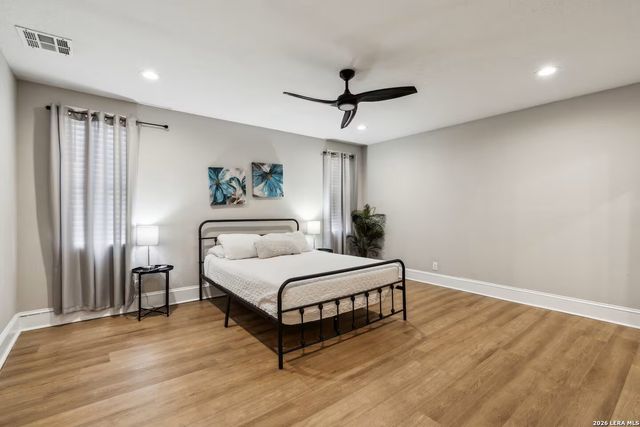 112 Hill St, San Antonio, TX 78212