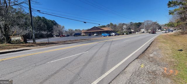 555 Grady Avenue, Fayetteville, GA 30214