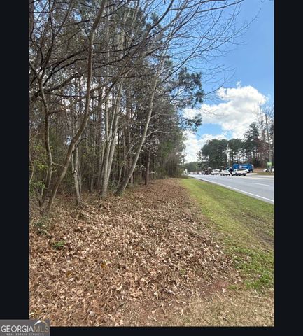 555 Grady Avenue, Fayetteville, GA 30214