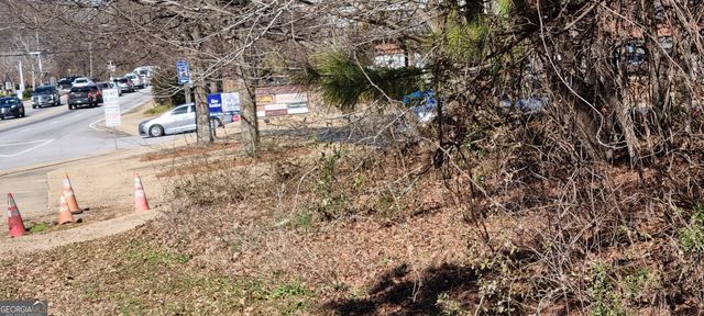 555 Grady Avenue, Fayetteville, GA 30214