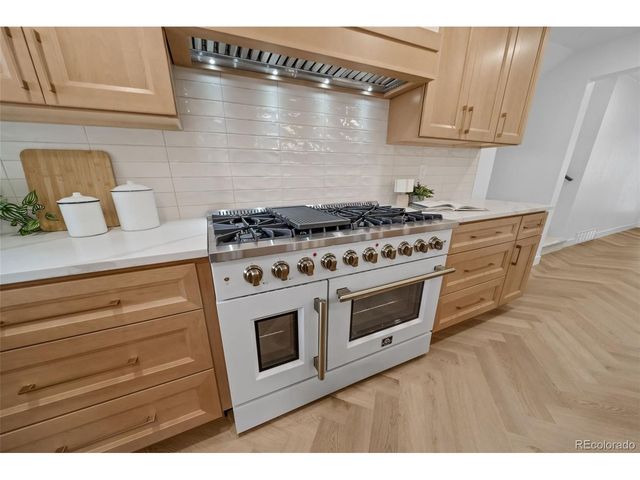 4992 S Xenia St, Denver, CO 80237