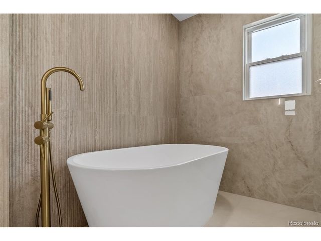 4992 S Xenia St, Denver, CO 80237