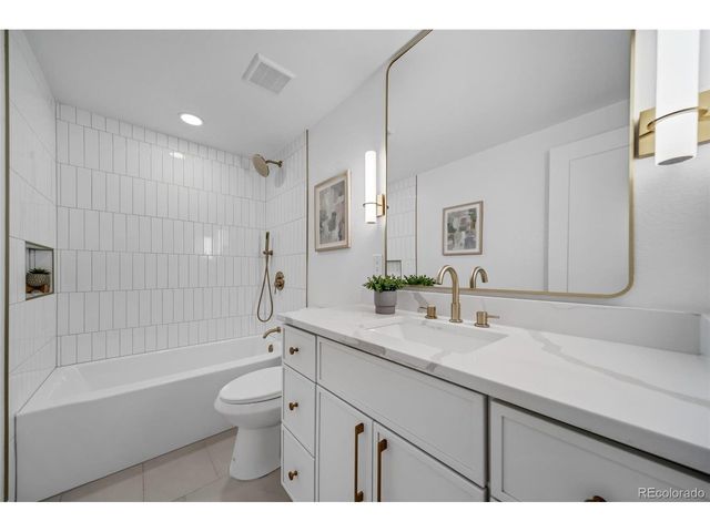 4992 S Xenia St, Denver, CO 80237