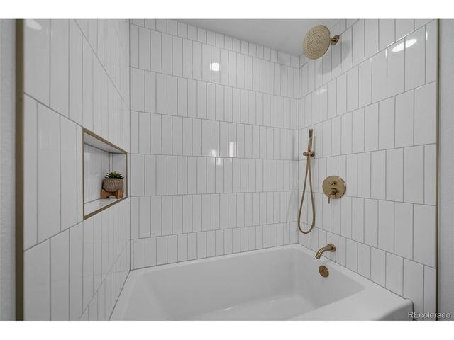 4992 S Xenia St, Denver, CO 80237